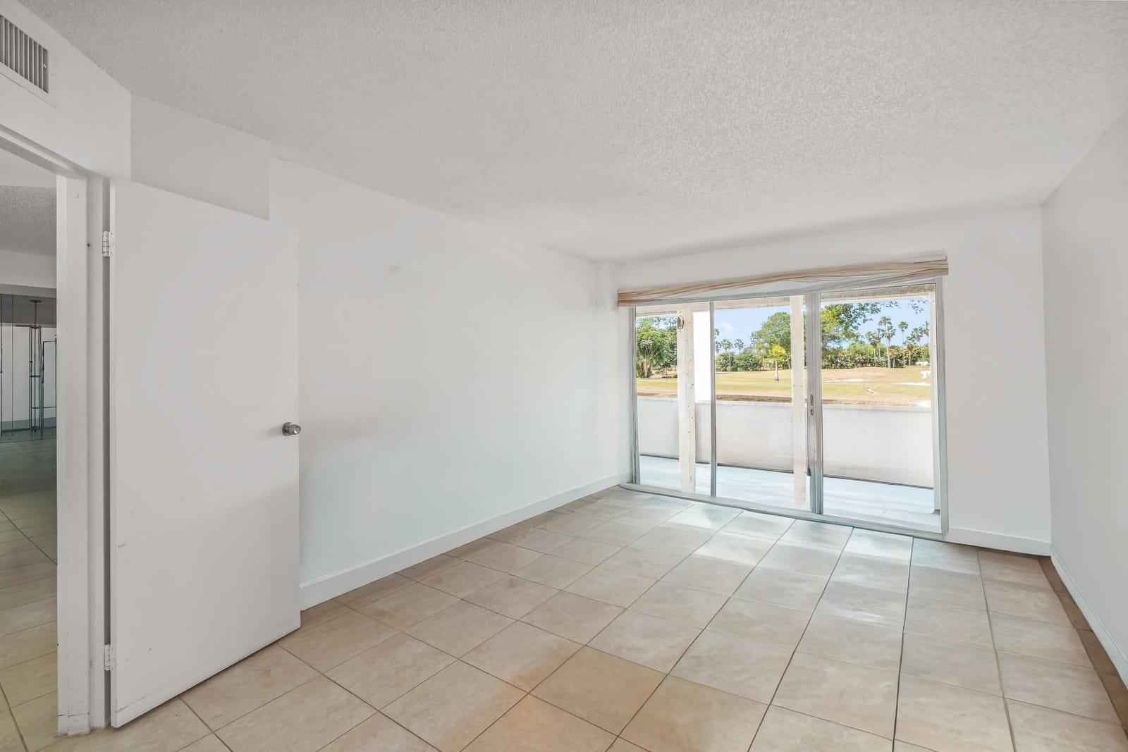 3871 VIA POINCIANA 104 — photo 11