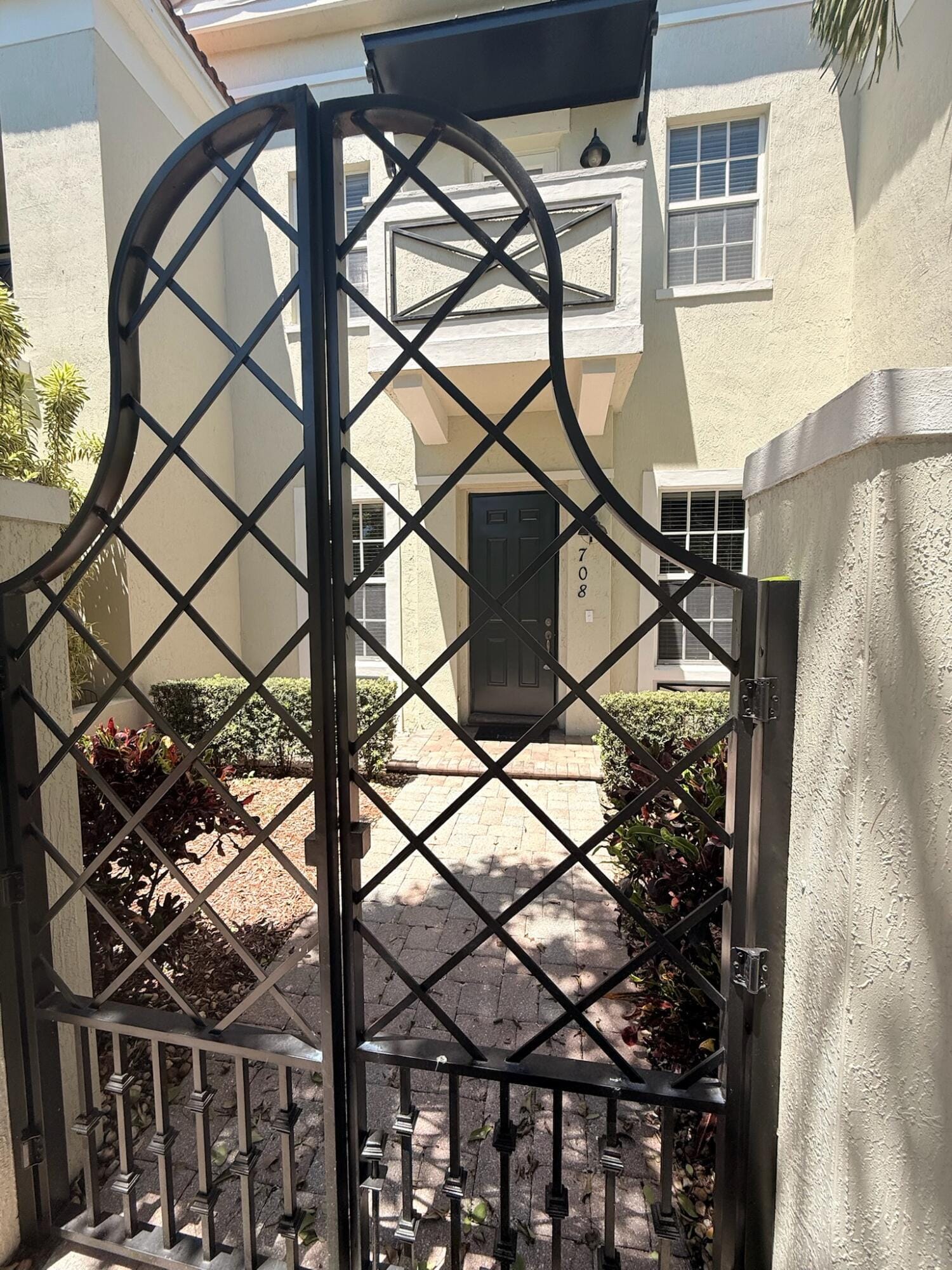 708 NW 83rd Place, Boca Raton, FL 33487 photo 4