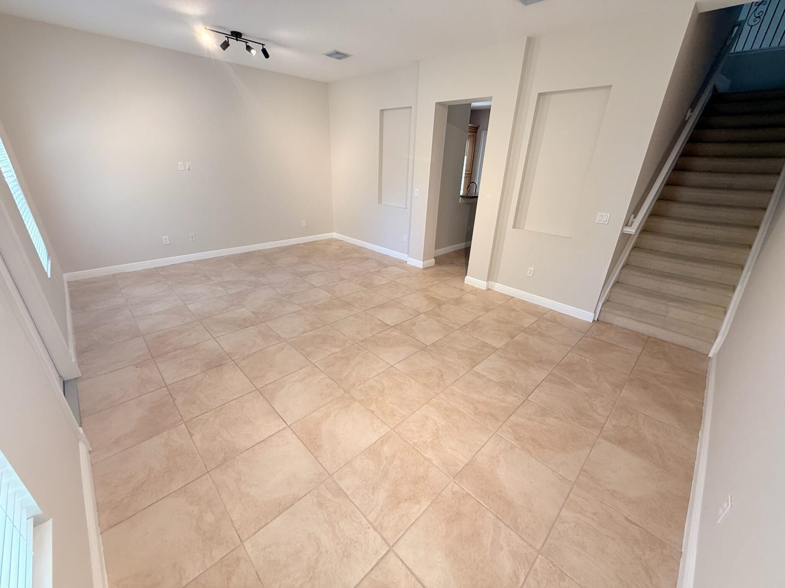 708 NW 83rd Place, Boca Raton, FL 33487 photo 9