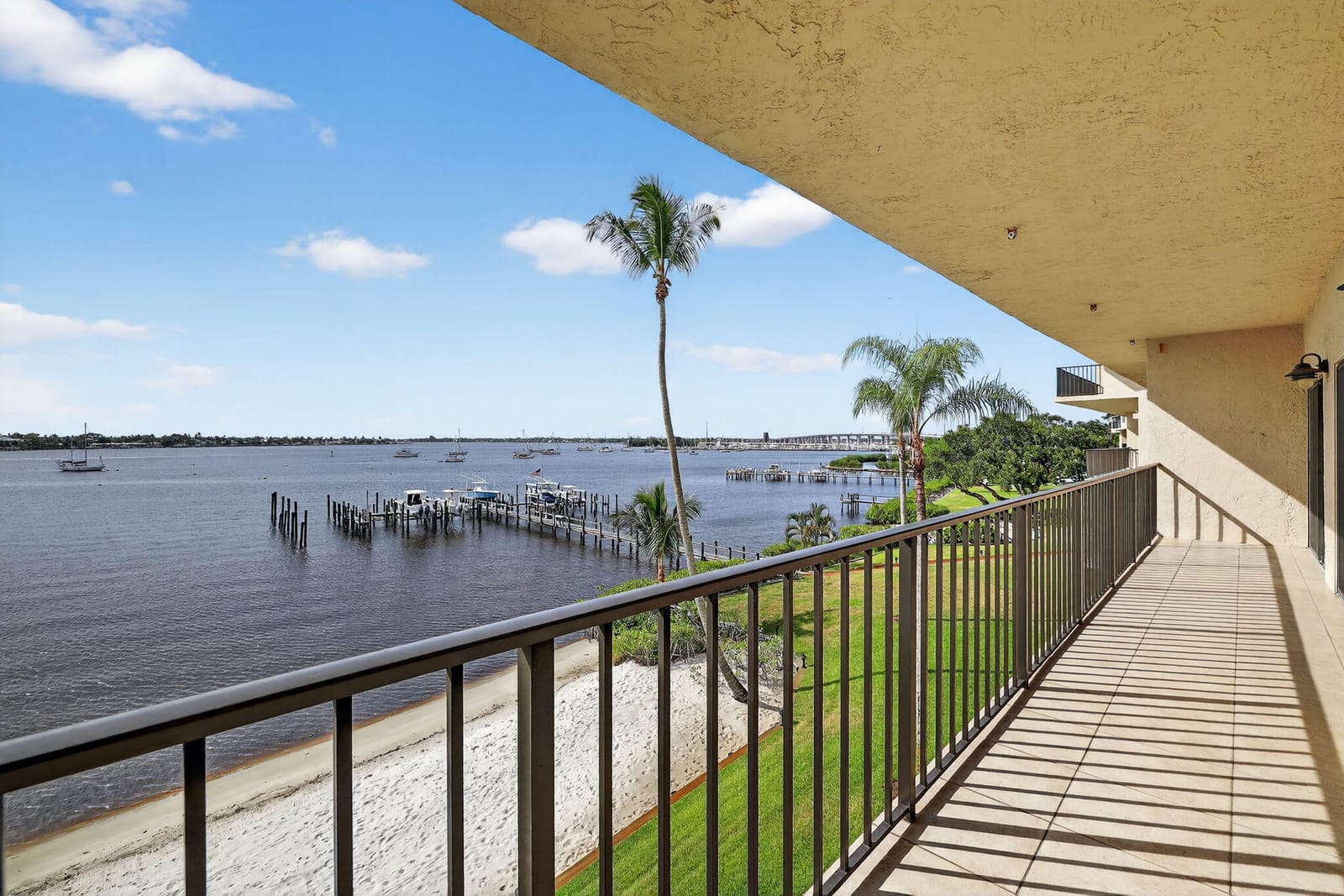624 SW SAINT LUCIE Crescent 308, Stuart, FL 34994 photo 12