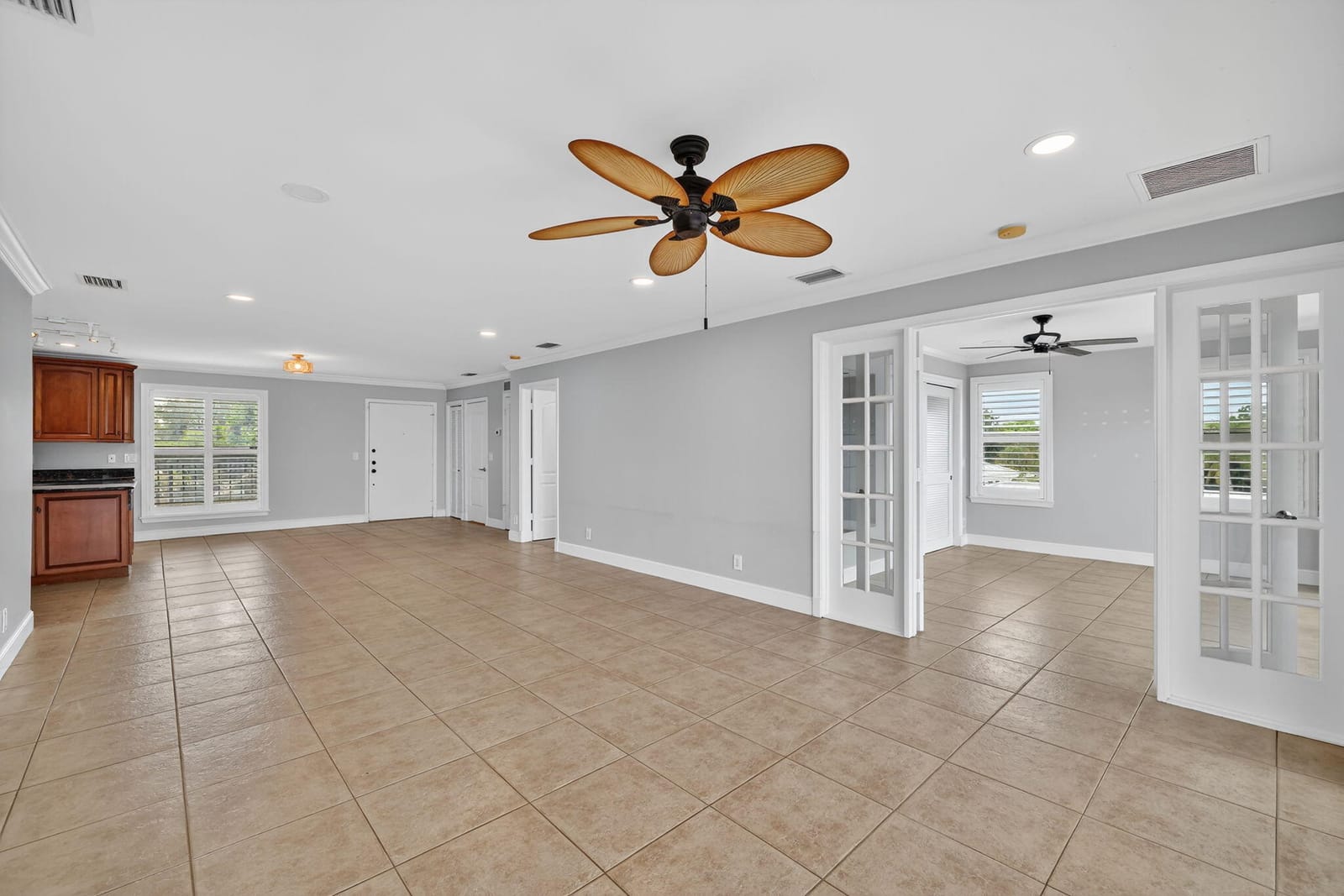 624 SW SAINT LUCIE Crescent 308, Stuart, FL 34994 photo 16