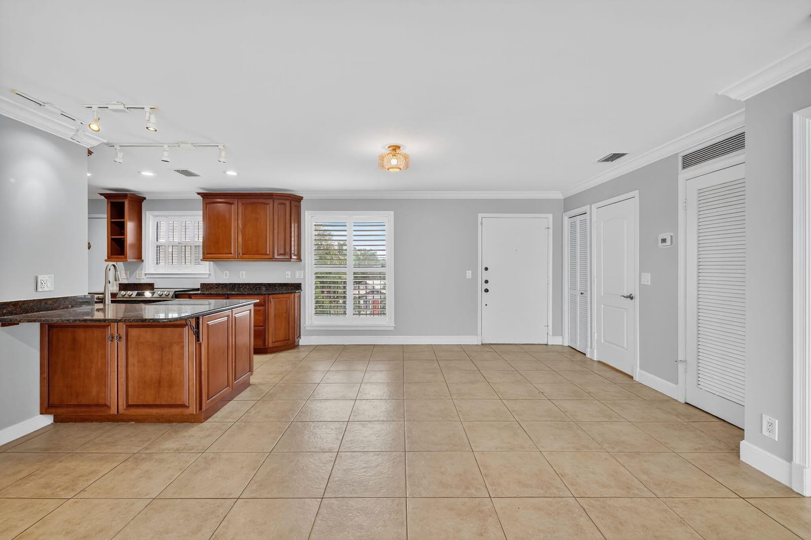 624 SW SAINT LUCIE Crescent 308, Stuart, FL 34994 photo 17
