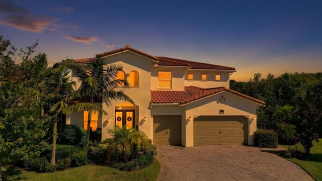 2475 NE Evinrude Circle, Langford Landing, Jensen Beach, FL