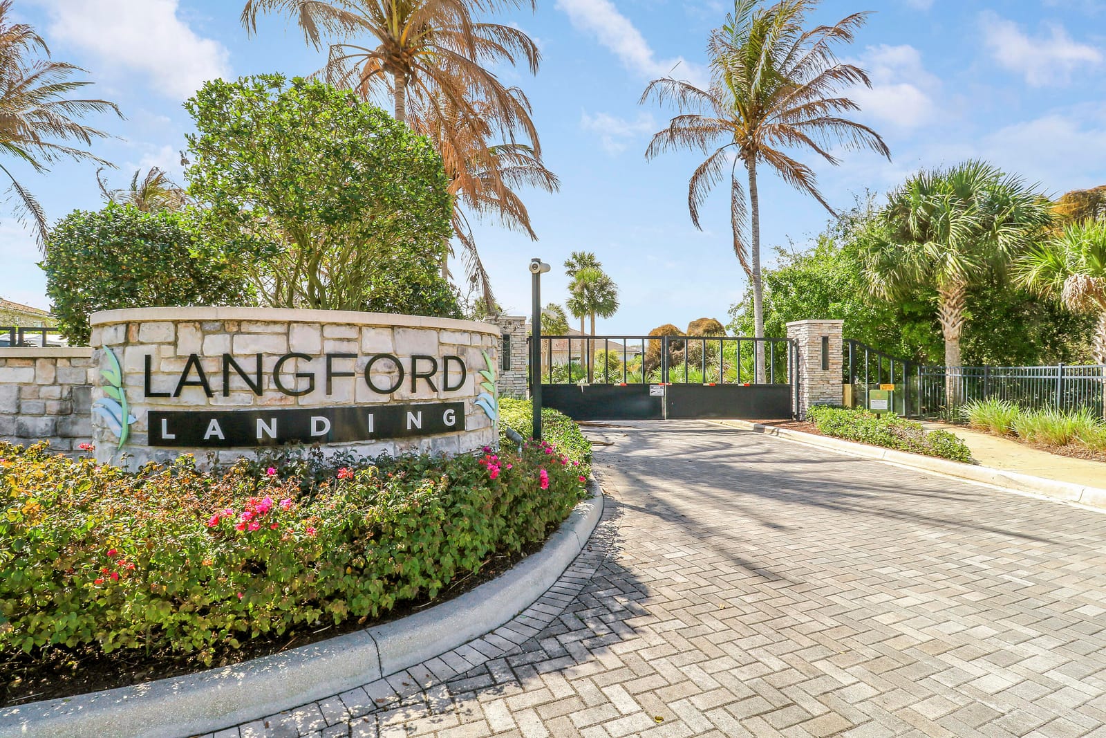 2475 NE Evinrude Circle, Jensen Beach, FL 34957 photo 4
