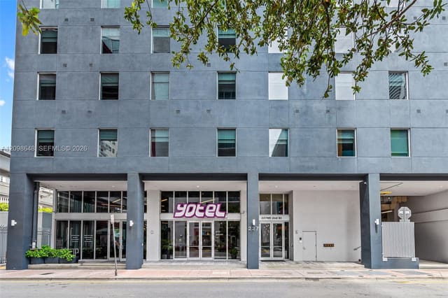 227 NE 2nd Street 3106, Miami, FL 33132