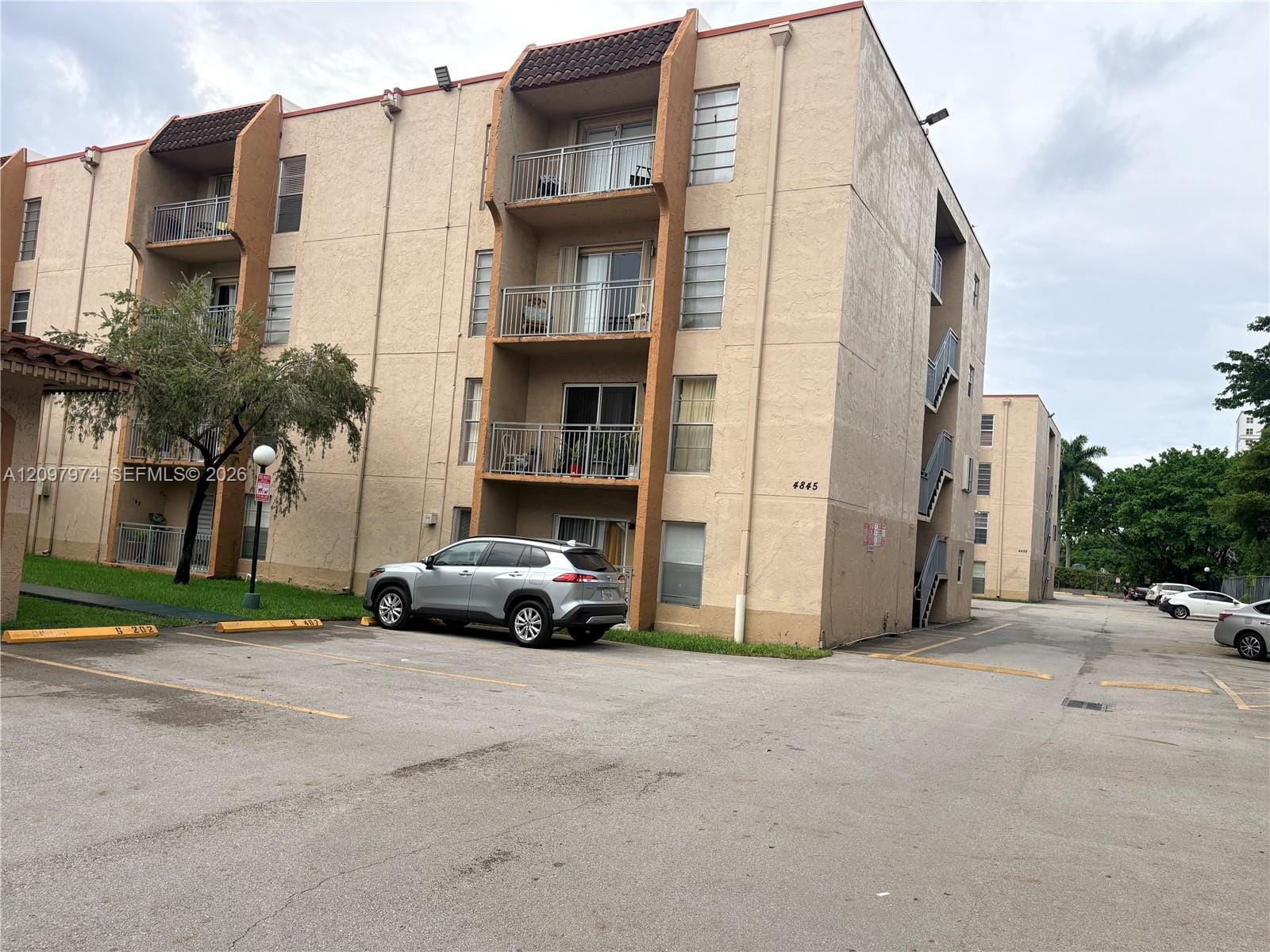 4845 NW 7th Street 104-5, Miami, FL 33126 photo 2