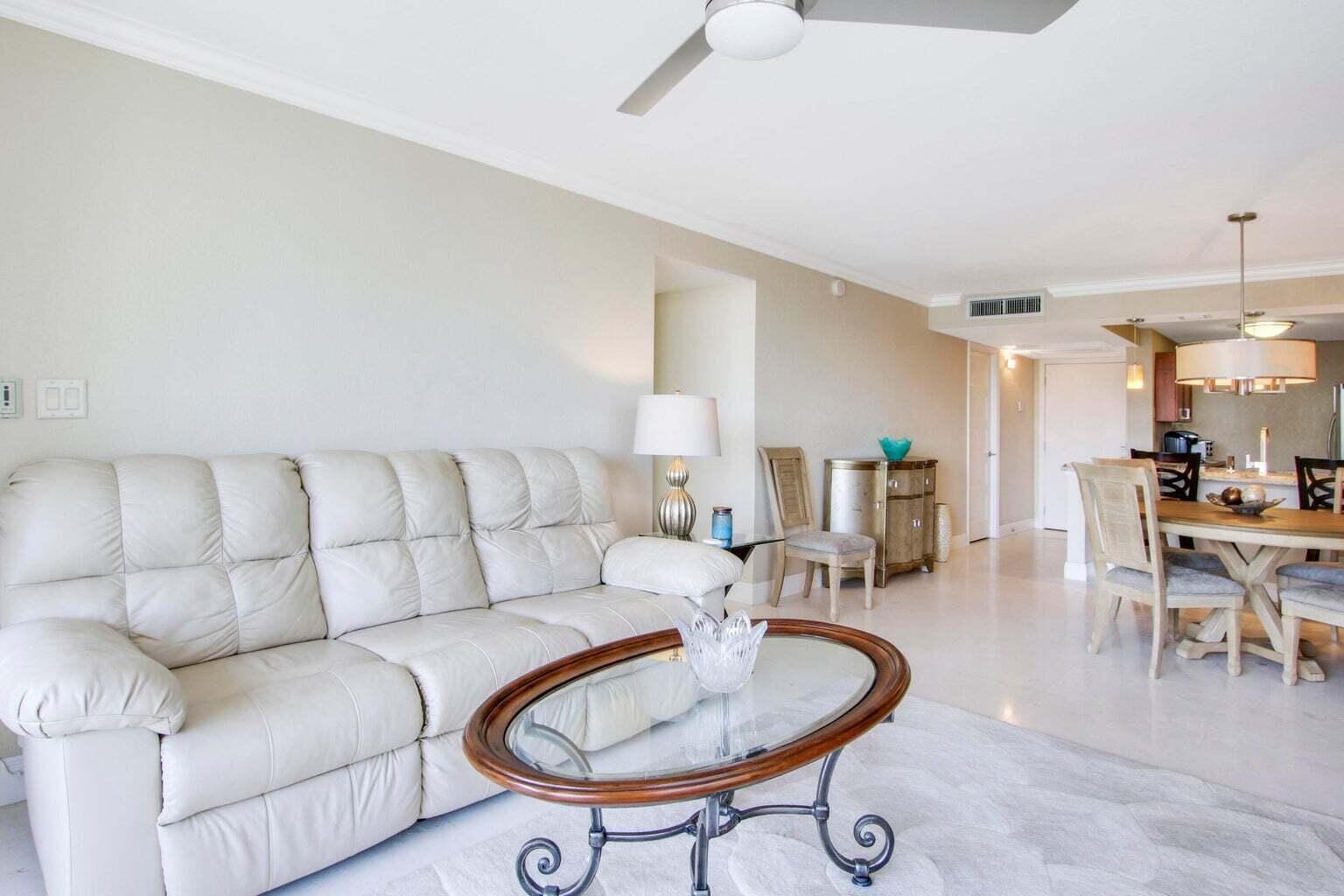 8 Royal Palm Way 2010 — photo 12