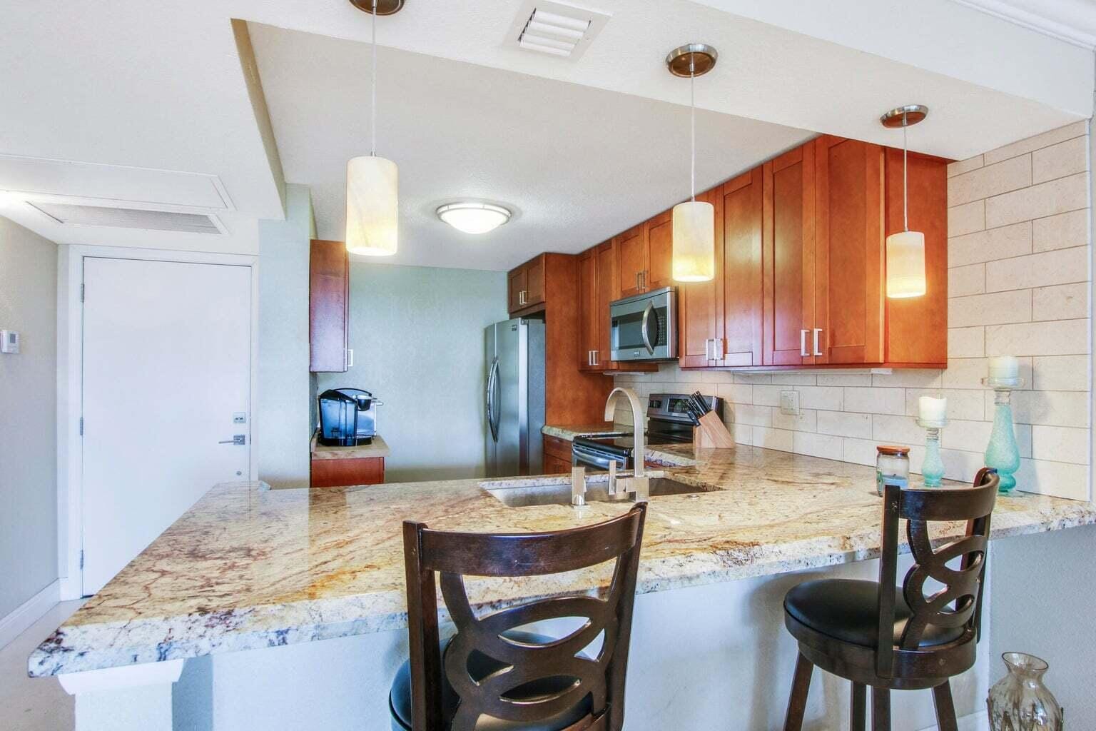 8 Royal Palm Way 2010 — photo 7