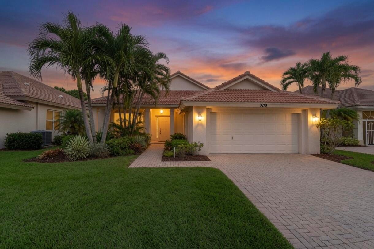 9110 Bay Harbour Circle — photo 1