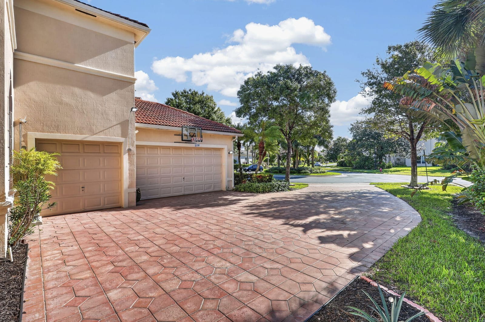1217 CREEKSIDE Drive — photo 9
