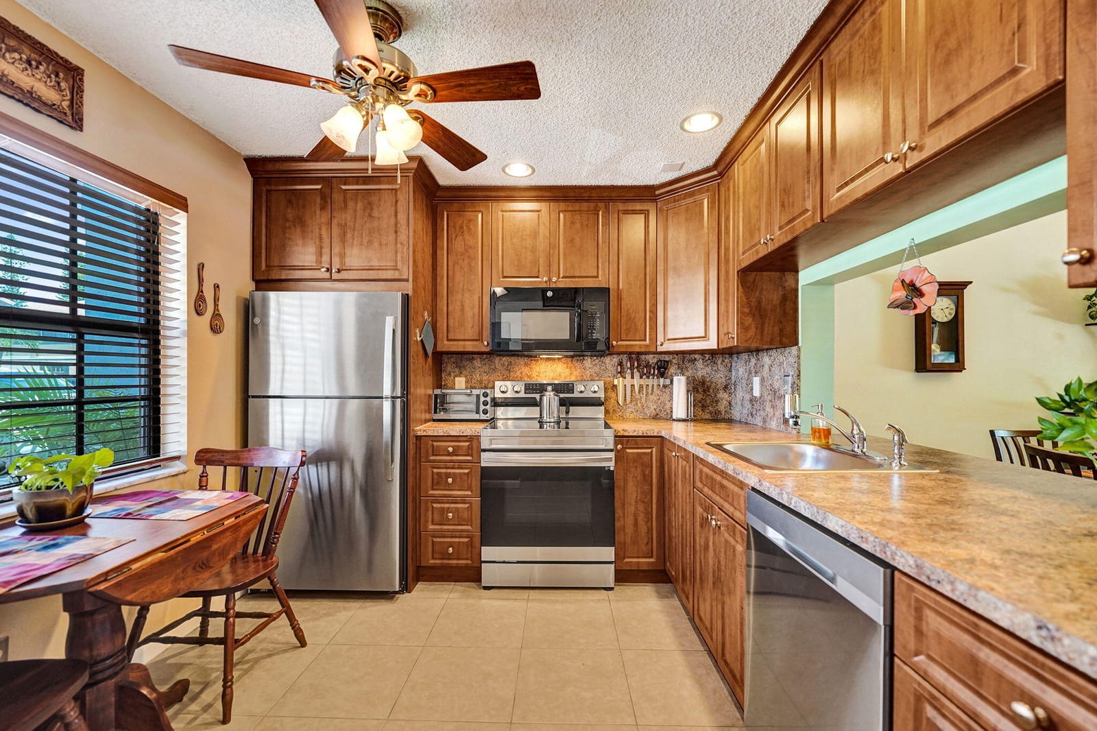 10772 NW 11TH Street, Pembroke Pines, FL 33026 photo 9