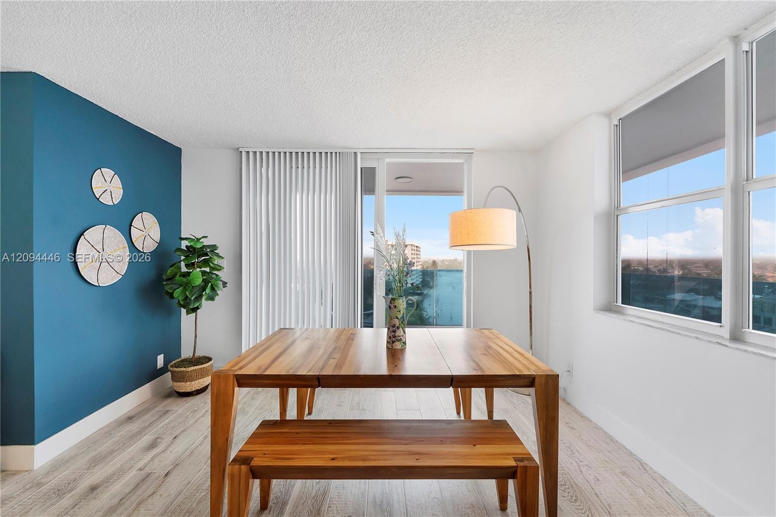 2639 N Riverside Drive 806 — photo 10