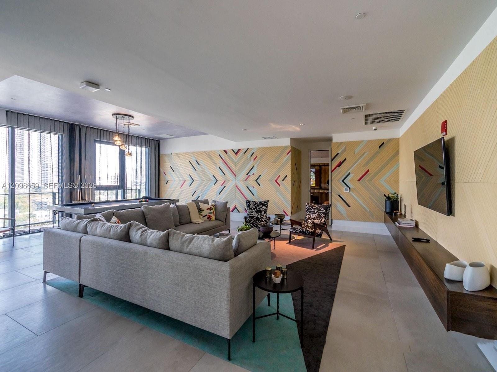 121 NE 34th Street 1612, Miami, FL 33137 photo 16