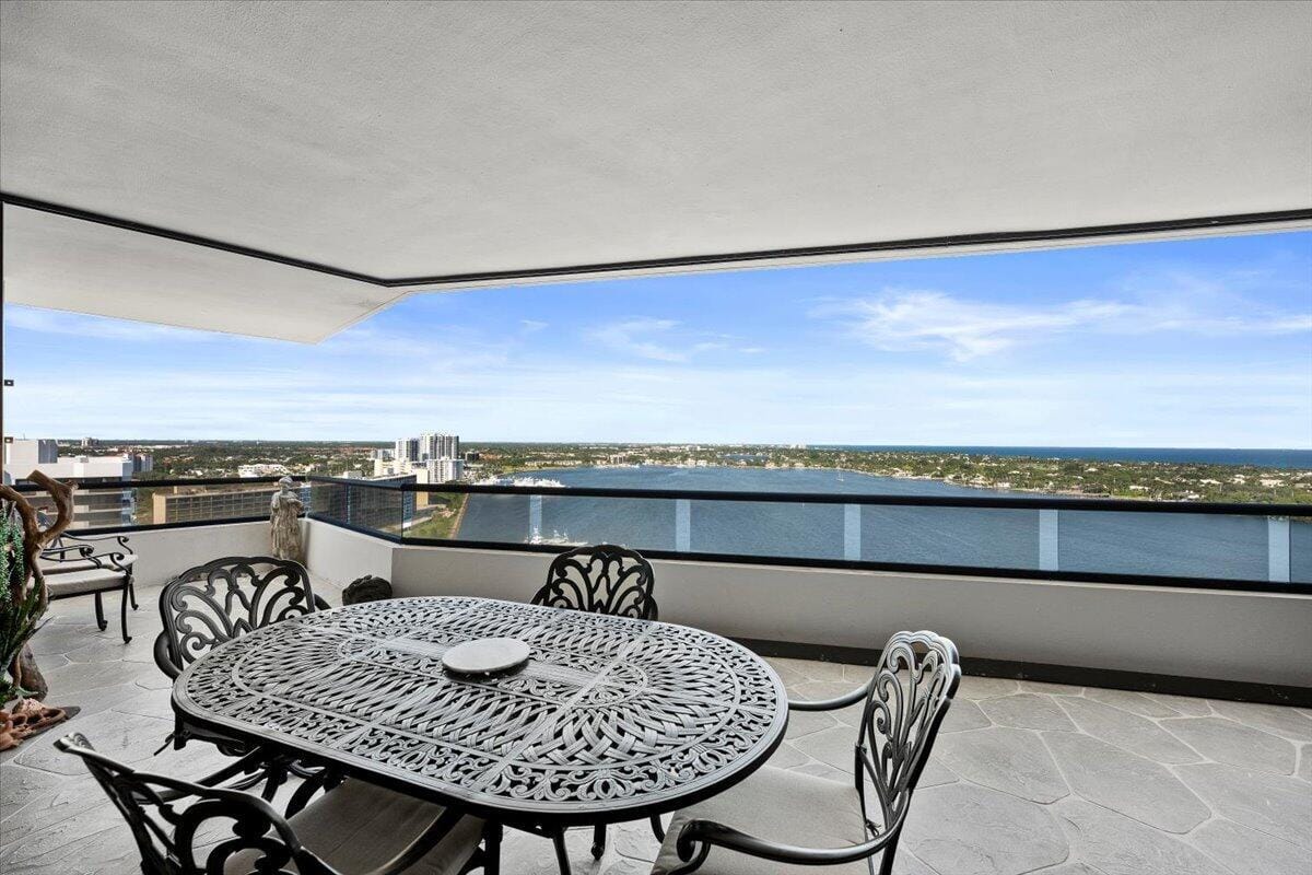 100 LAKESHORE Drive 2156, North Palm Beach, FL 33408 photo 22