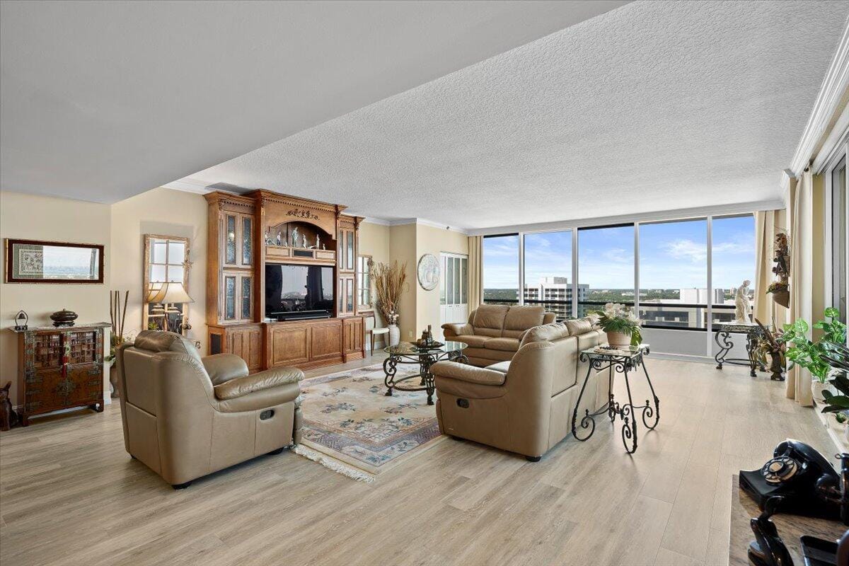 100 LAKESHORE Drive 2156, North Palm Beach, FL 33408 photo 4