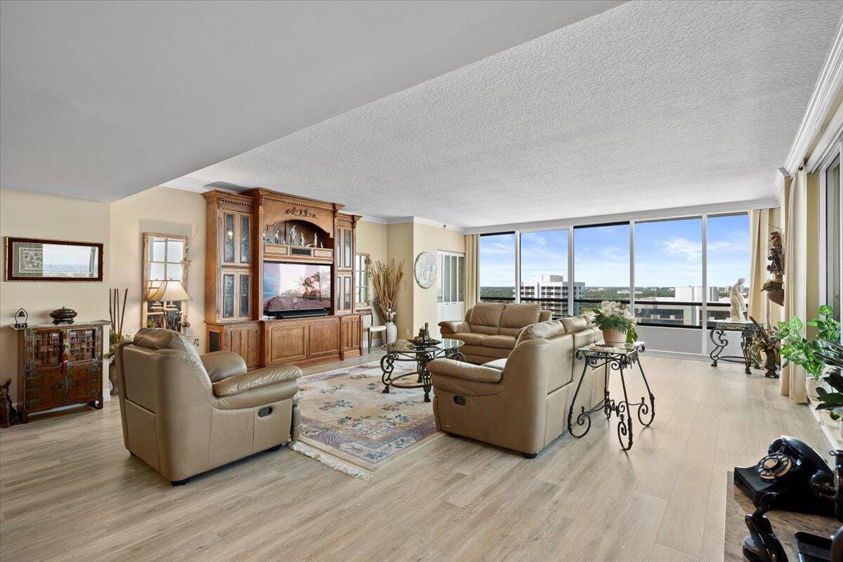 100 LAKESHORE Drive 2156, North Palm Beach, FL 33408 photo 5