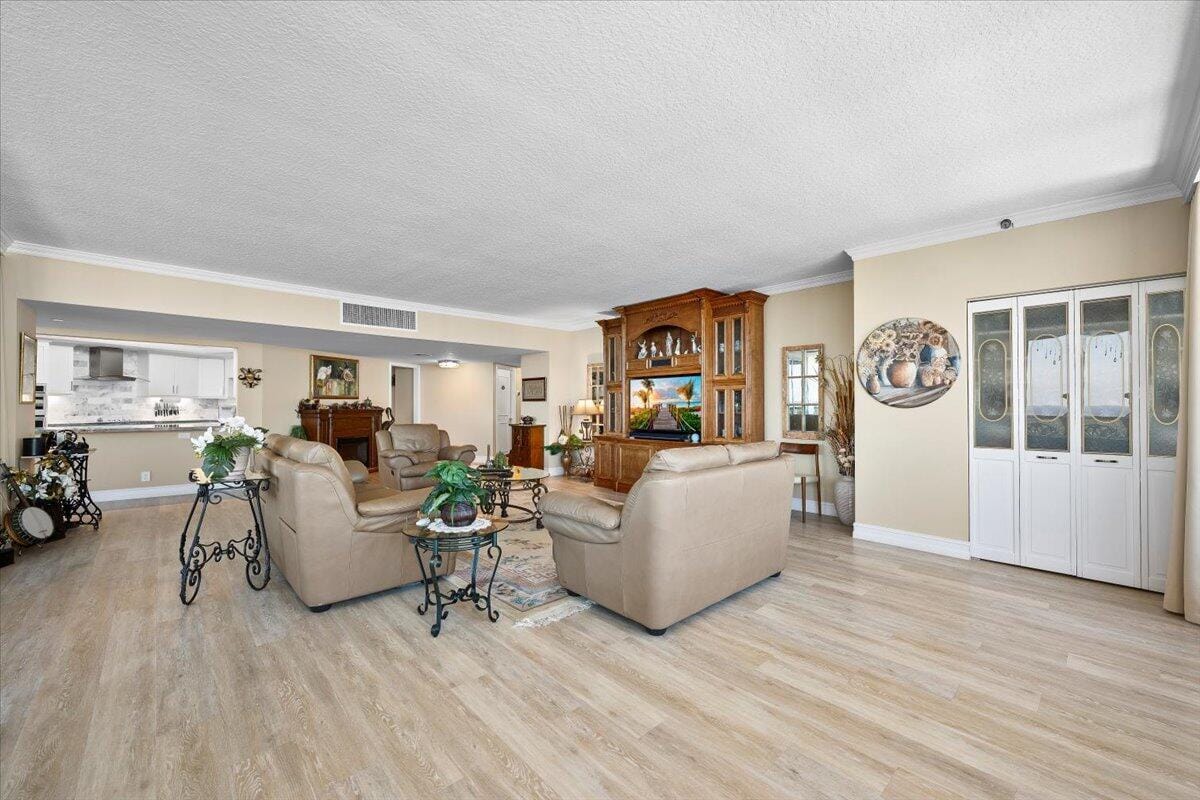 100 LAKESHORE Drive 2156, North Palm Beach, FL 33408 photo 7