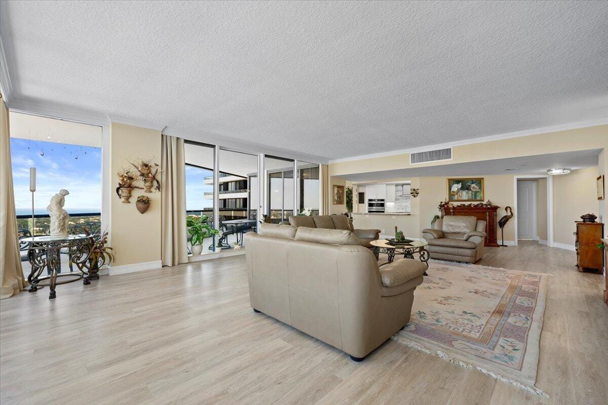 100 LAKESHORE Drive 2156, North Palm Beach, FL 33408 photo 8