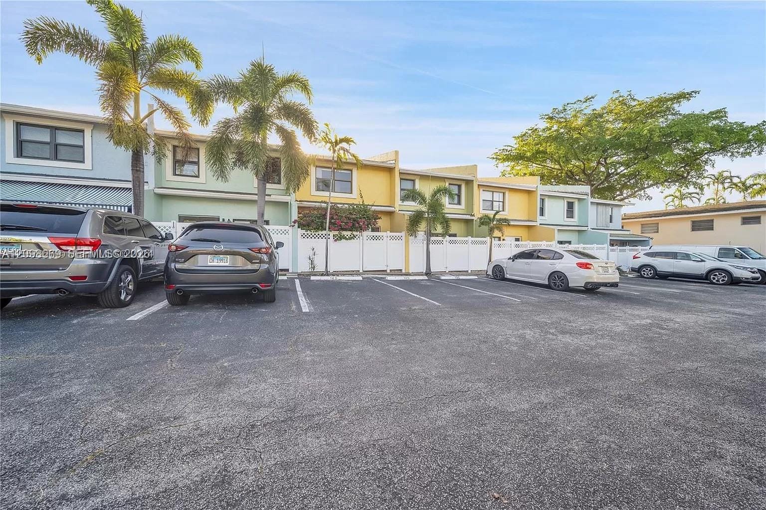 120 SE 12th Avenue 120, Pompano Beach, FL 33060 photo 1