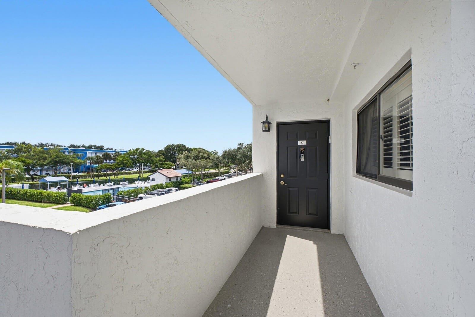 4725 LUCERNE LAKES Boulevard E 301 — photo 2