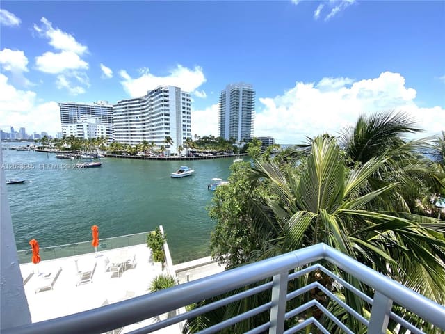 1450 Lincoln Road 401, Miami Beach, FL 33139