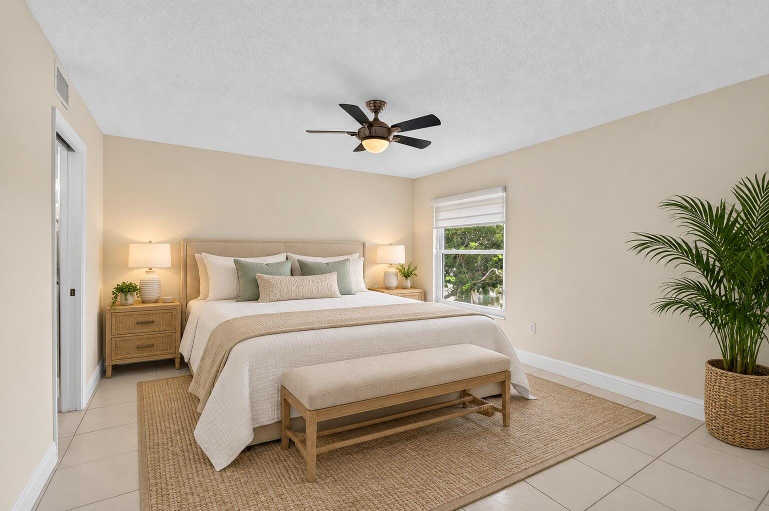 6065 Pointe Regal Circle 403 — photo 8