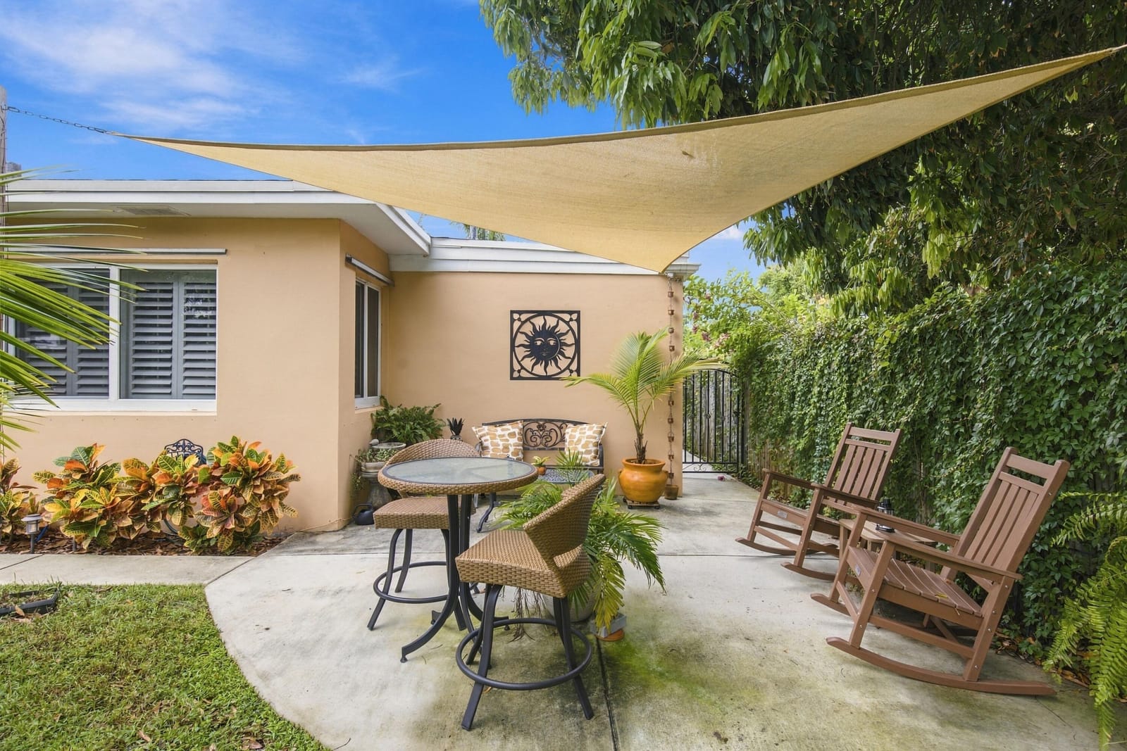 330 CORNELL Drive, Lake Worth Beach, FL 33460 photo 27