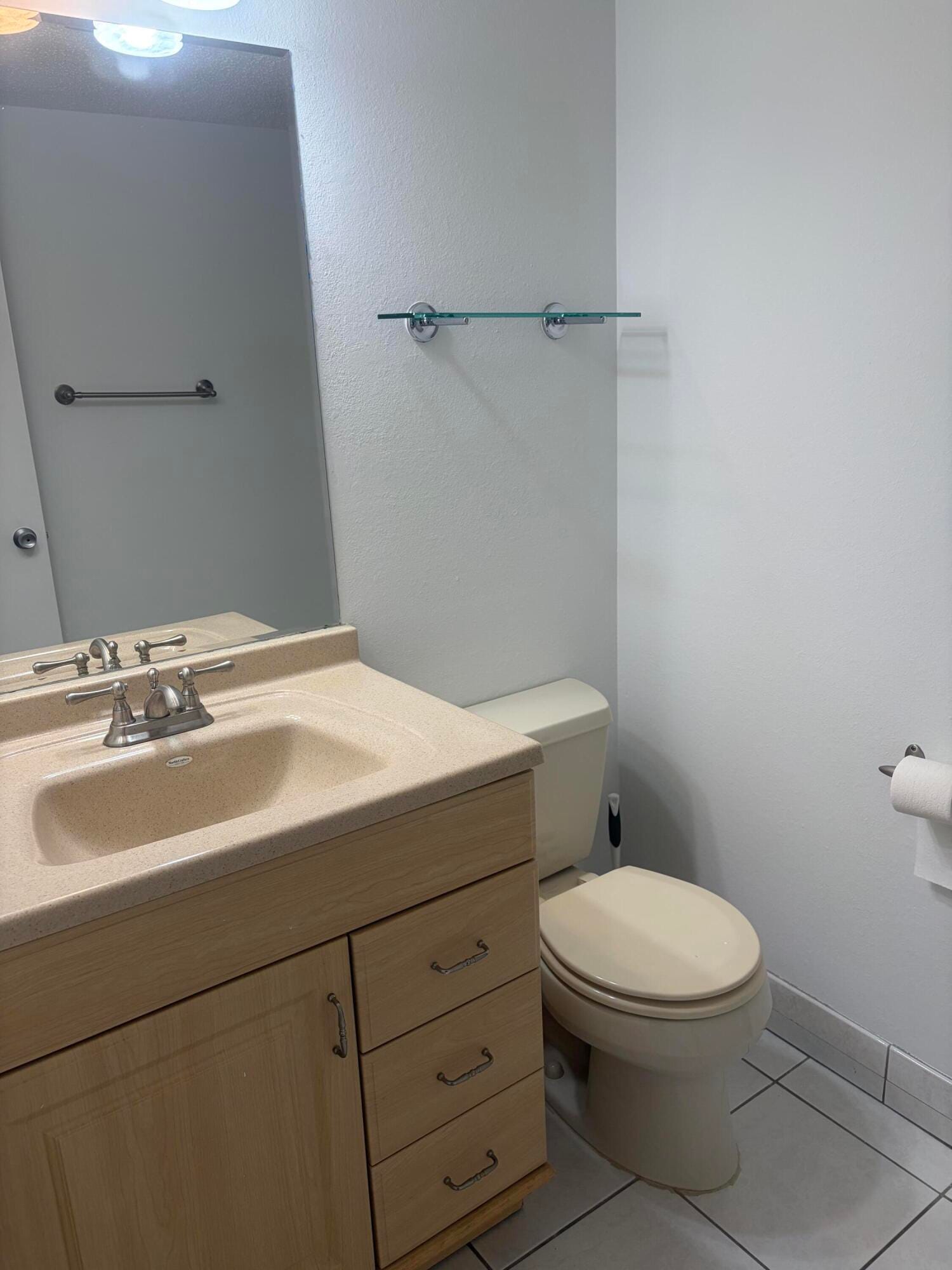 2400 NE 33rd Avenue 202, Fort Lauderdale, FL 33305 photo 9