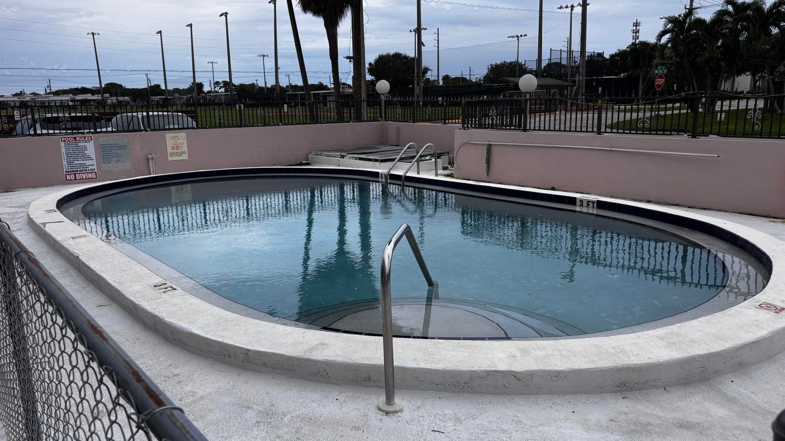 250 NE 40TH Street 38, Oakland Park, FL 33334 photo 2