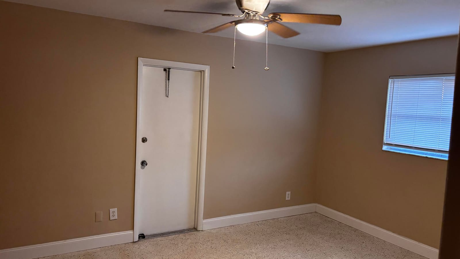 250 NE 40TH Street 38, Oakland Park, FL 33334 photo 5