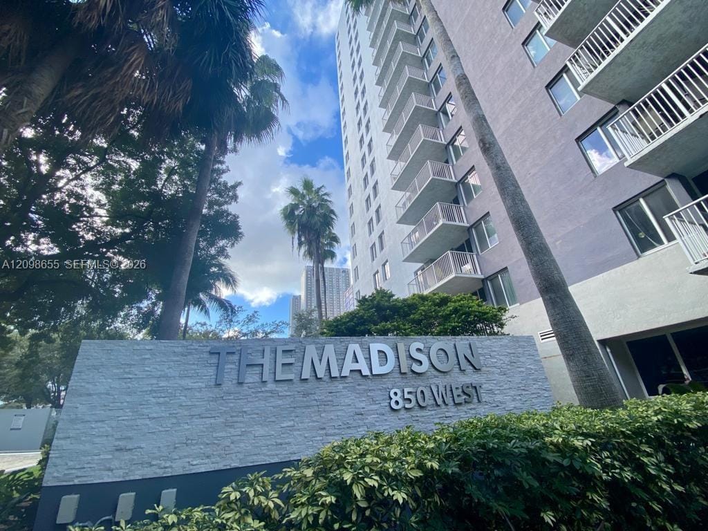 850 N Miami Avenue W-1004, Miami, FL 33136 photo 23