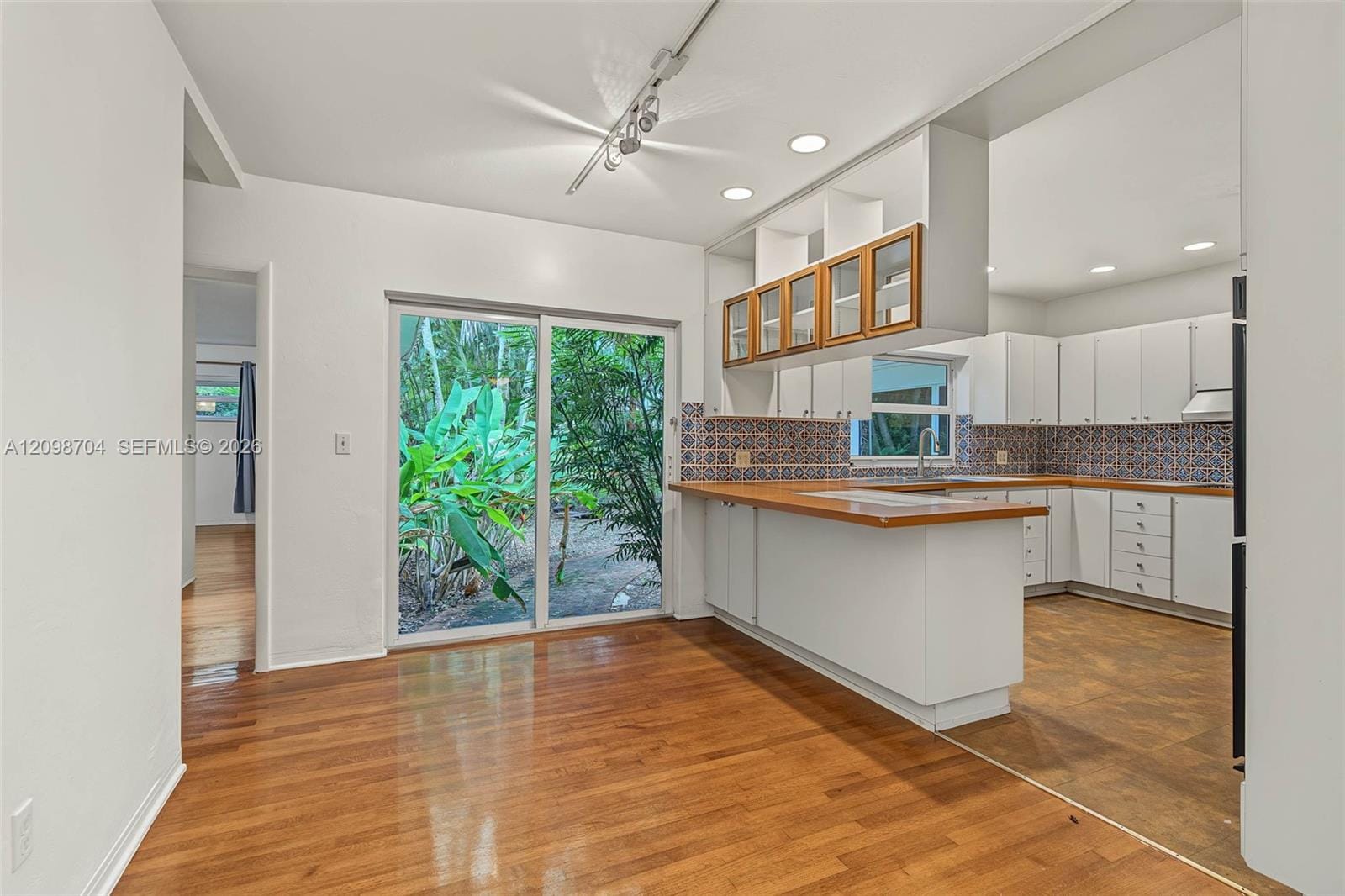 508 N Castania Avenue, Coral Gables, FL 33146 photo 15