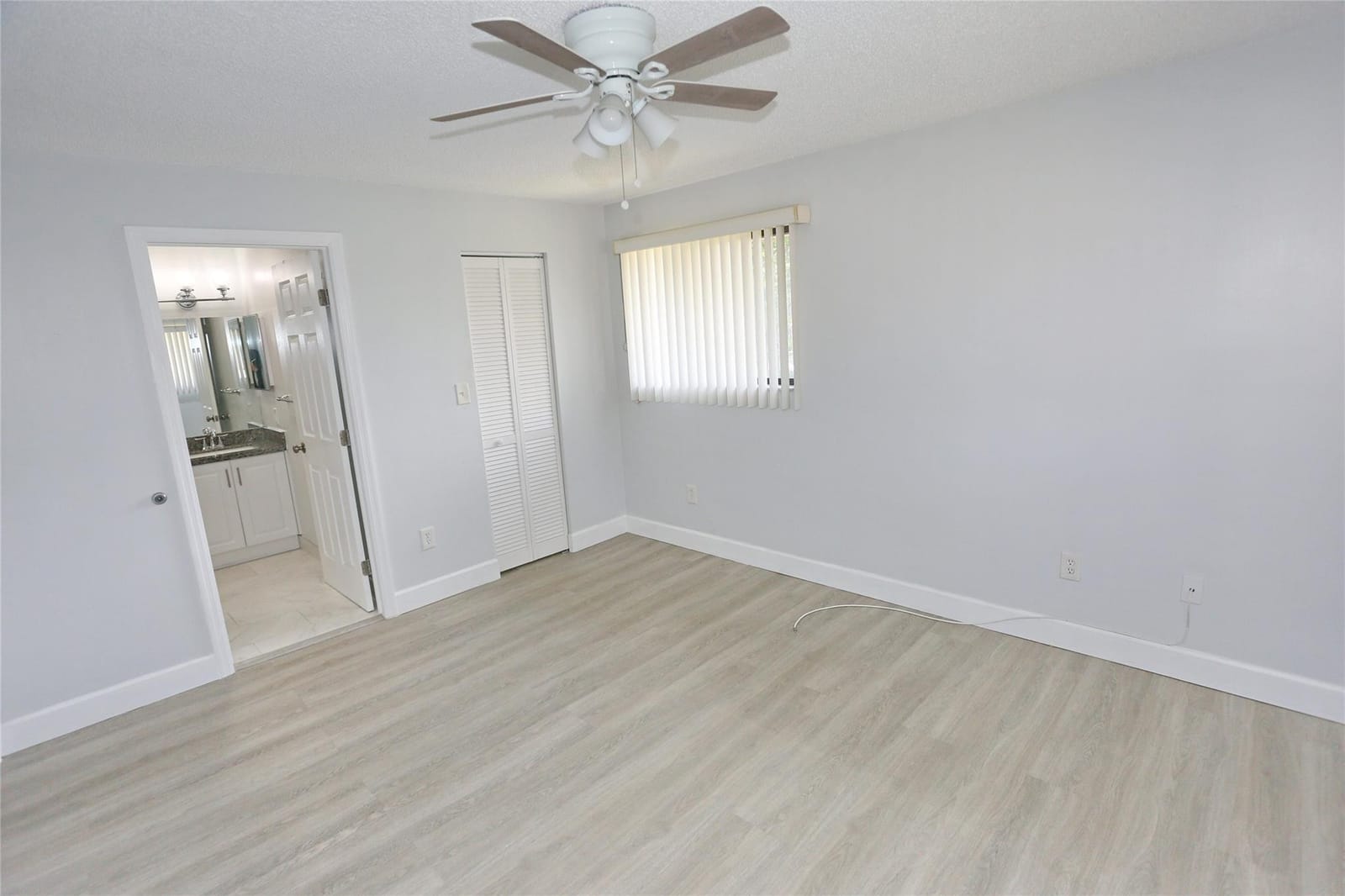 9712 S Belfort Circle, Tamarac, FL 33321 photo 25