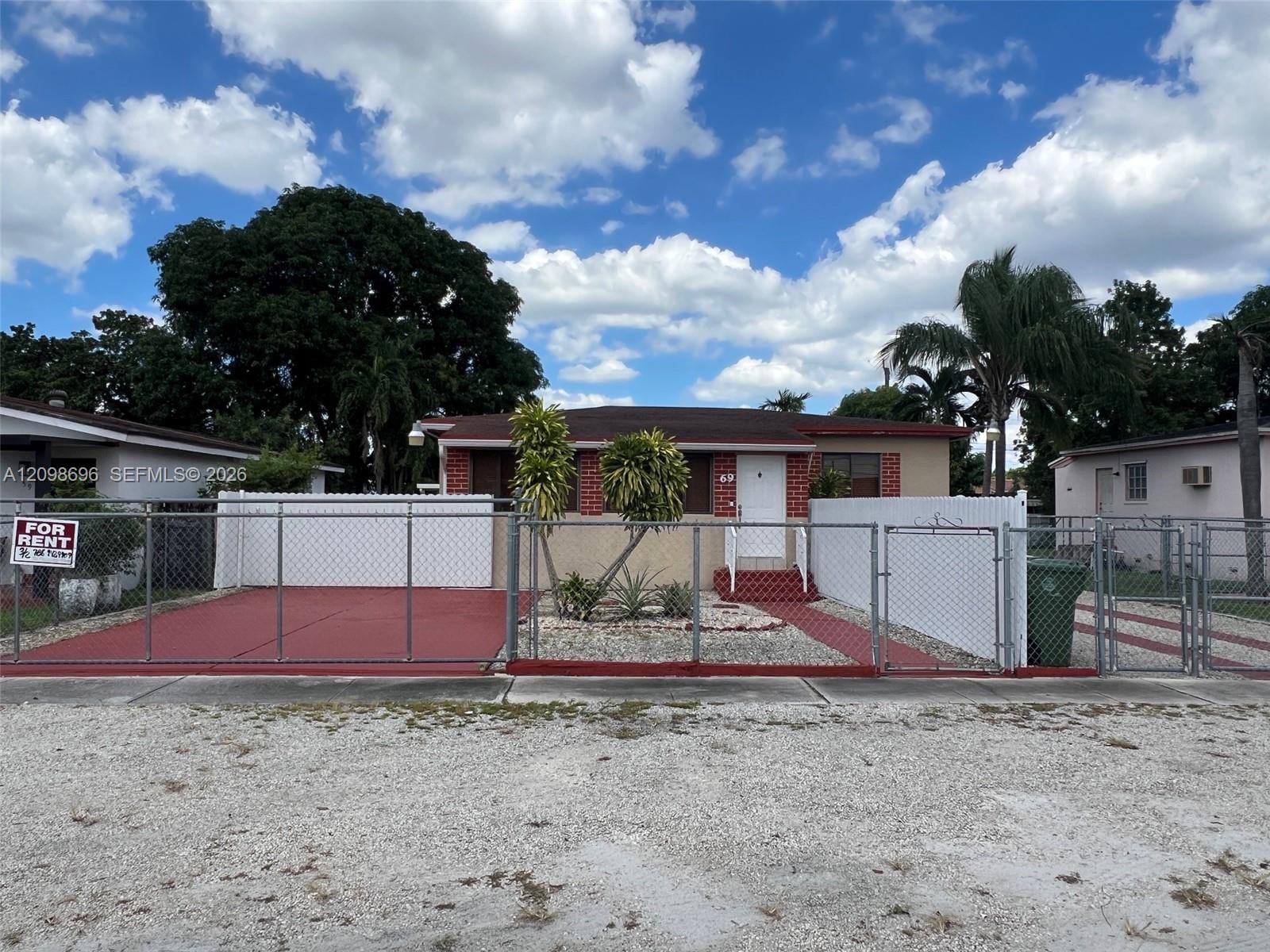 69 E 50th Place, Hialeah, FL 33013