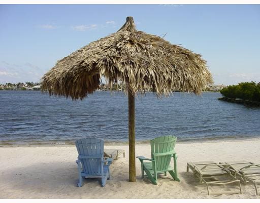 500 SCOTIA Drive 205, Hypoluxo, FL 33462