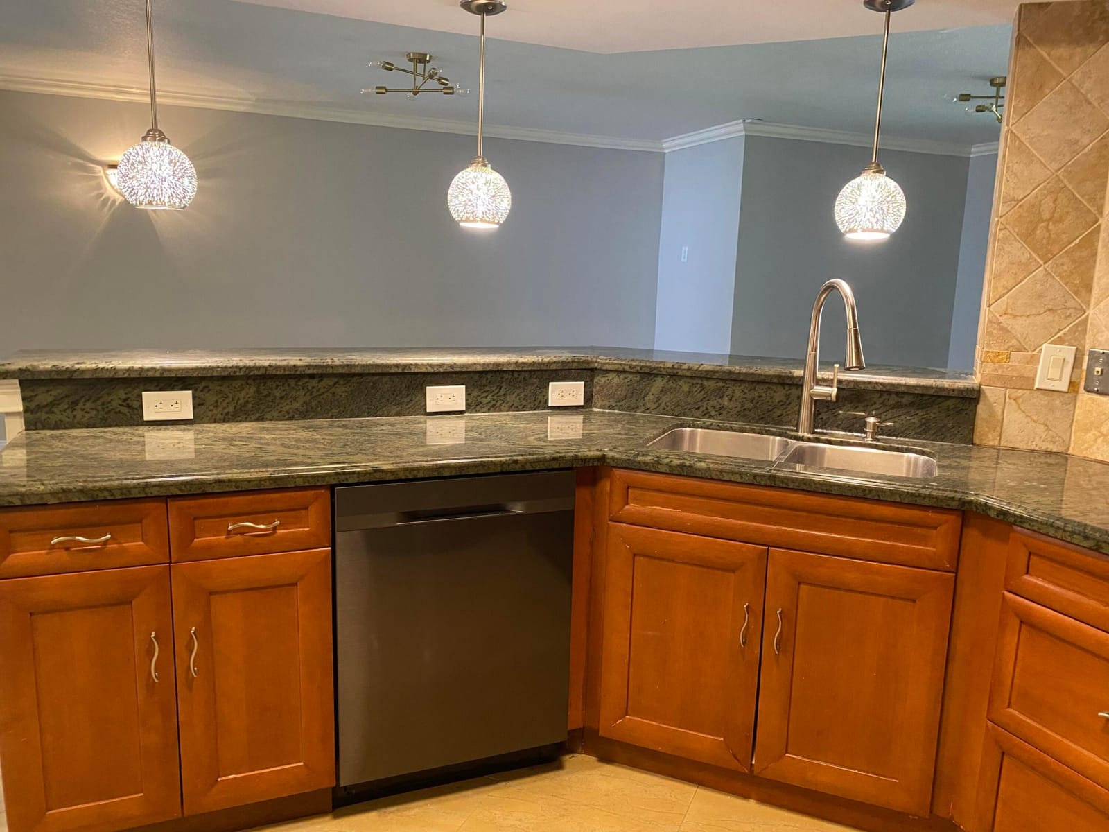 500 SCOTIA Drive 205, Hypoluxo, FL 33462 photo 13