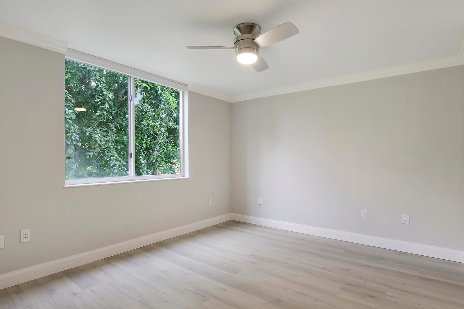 500 SCOTIA Drive 205, Hypoluxo, FL 33462 photo 22