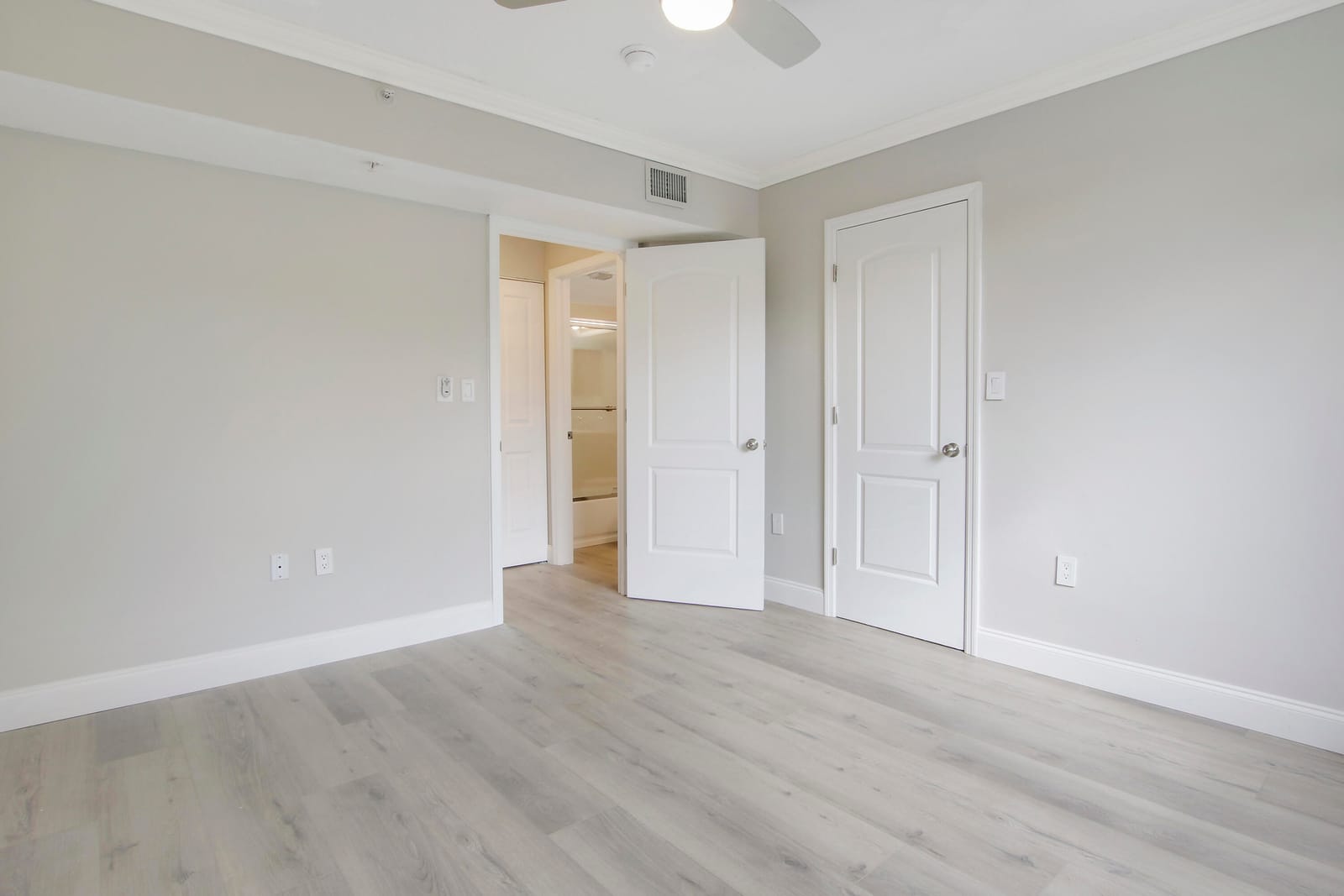 500 SCOTIA Drive 205, Hypoluxo, FL 33462 photo 24