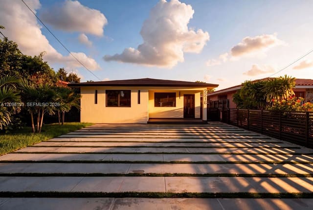 2216 SW 62nd Avenue, Miami, FL 33155