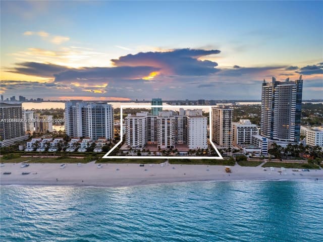 6039 Collins Avenue 828, Miami Beach, FL 33140