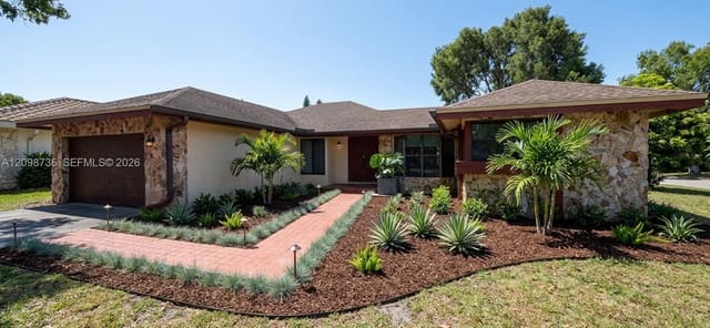 11301 NW 44th Street, Beachwood Heights, Coral Springs, FL