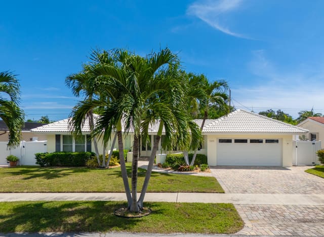 5810 NE 21st Avenue, Fort Lauderdale, FL 33308