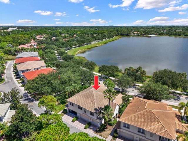 209 Evergrene Parkway, Palm Beach Gardens, FL 33410