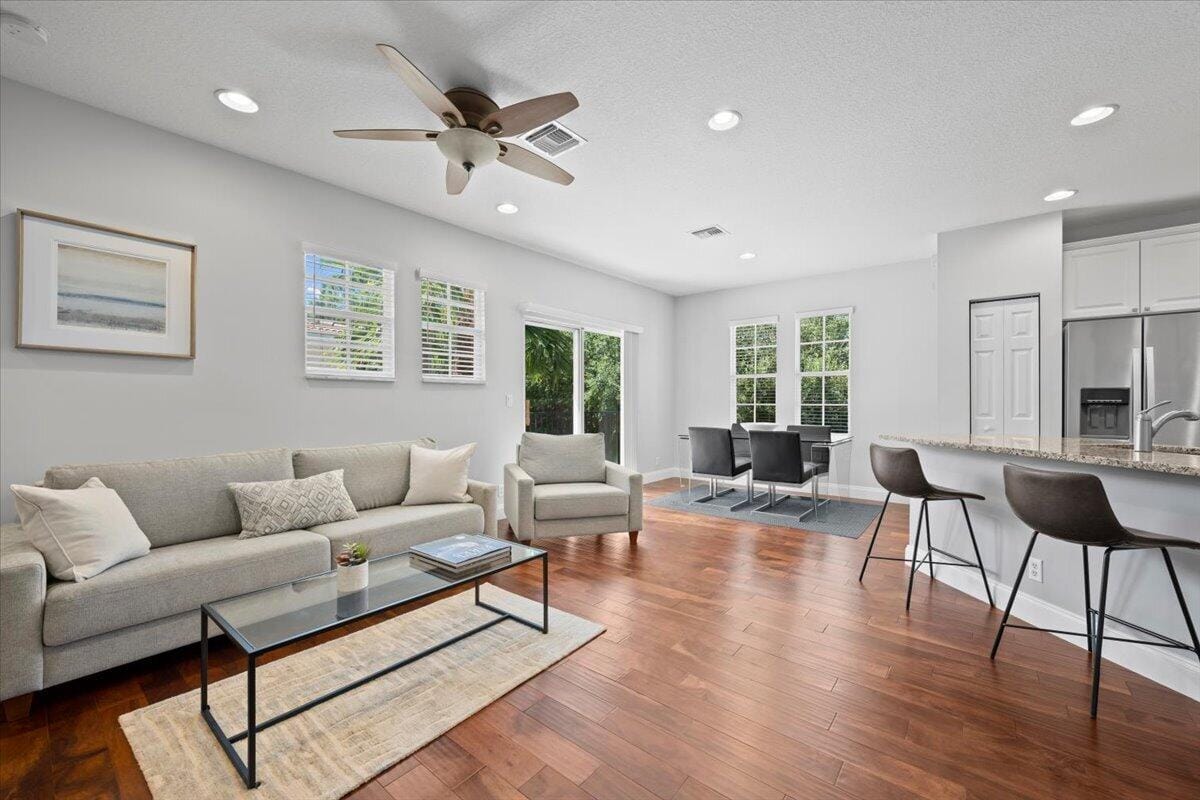 209 Evergrene Parkway — photo 8