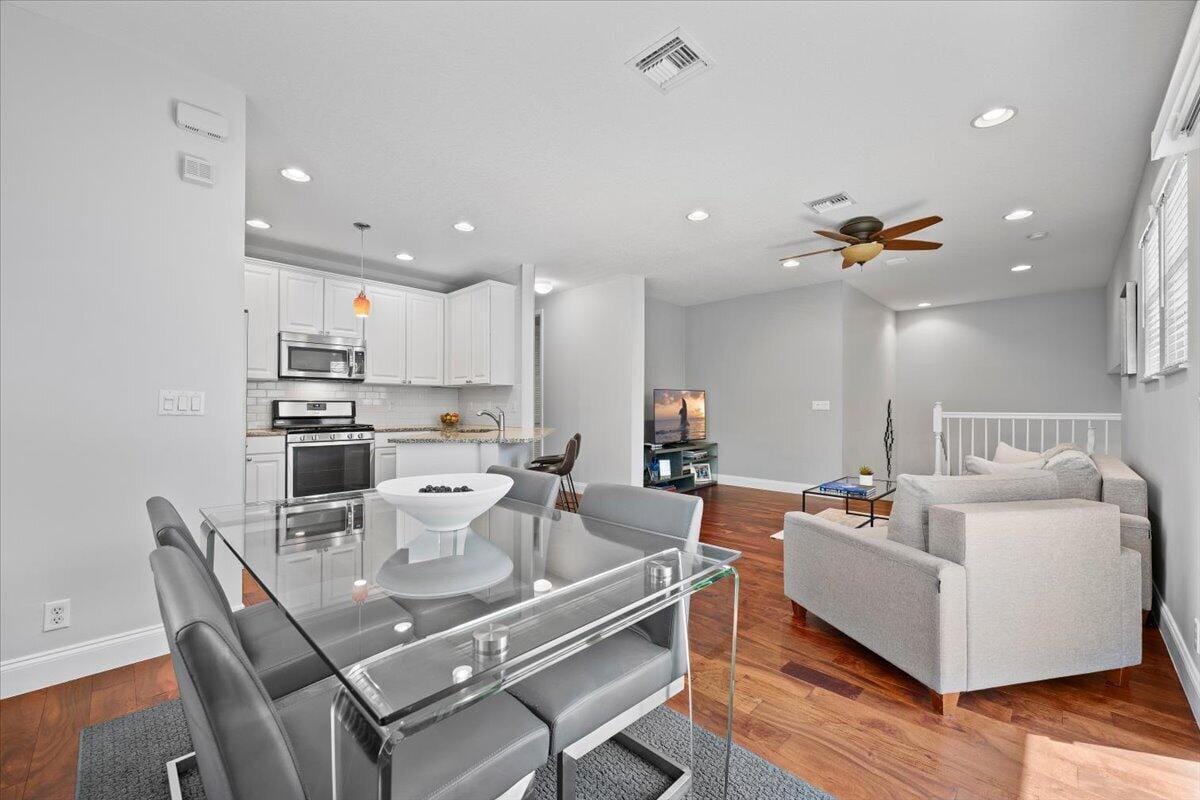 209 Evergrene Parkway — photo 9