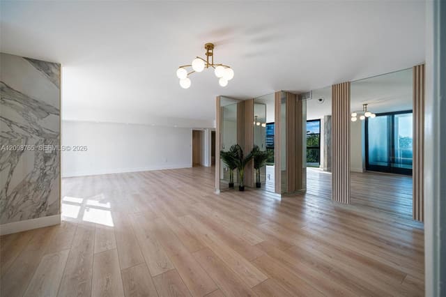 9 Island Avenue 414, Miami Beach, FL 33139