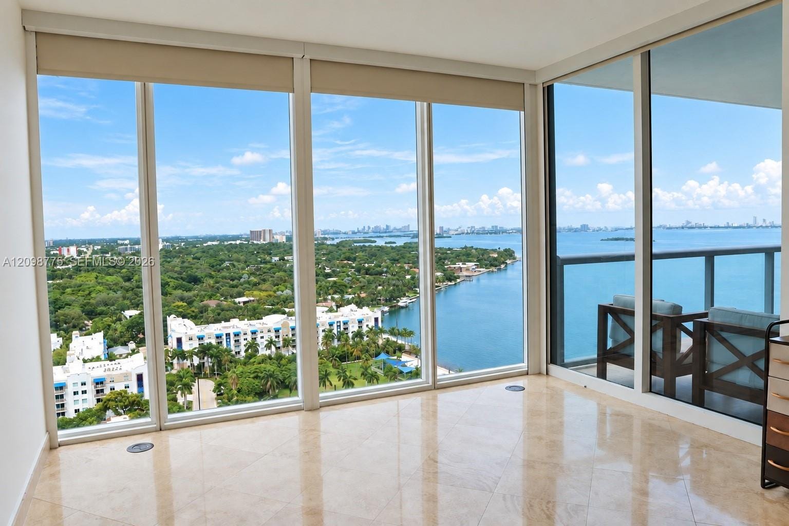 601 NE 36th Street 2004, Miami, FL 33137