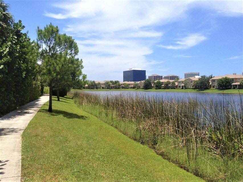 960 Millbrae Court 4, West Palm Beach, FL 33401 photo 22