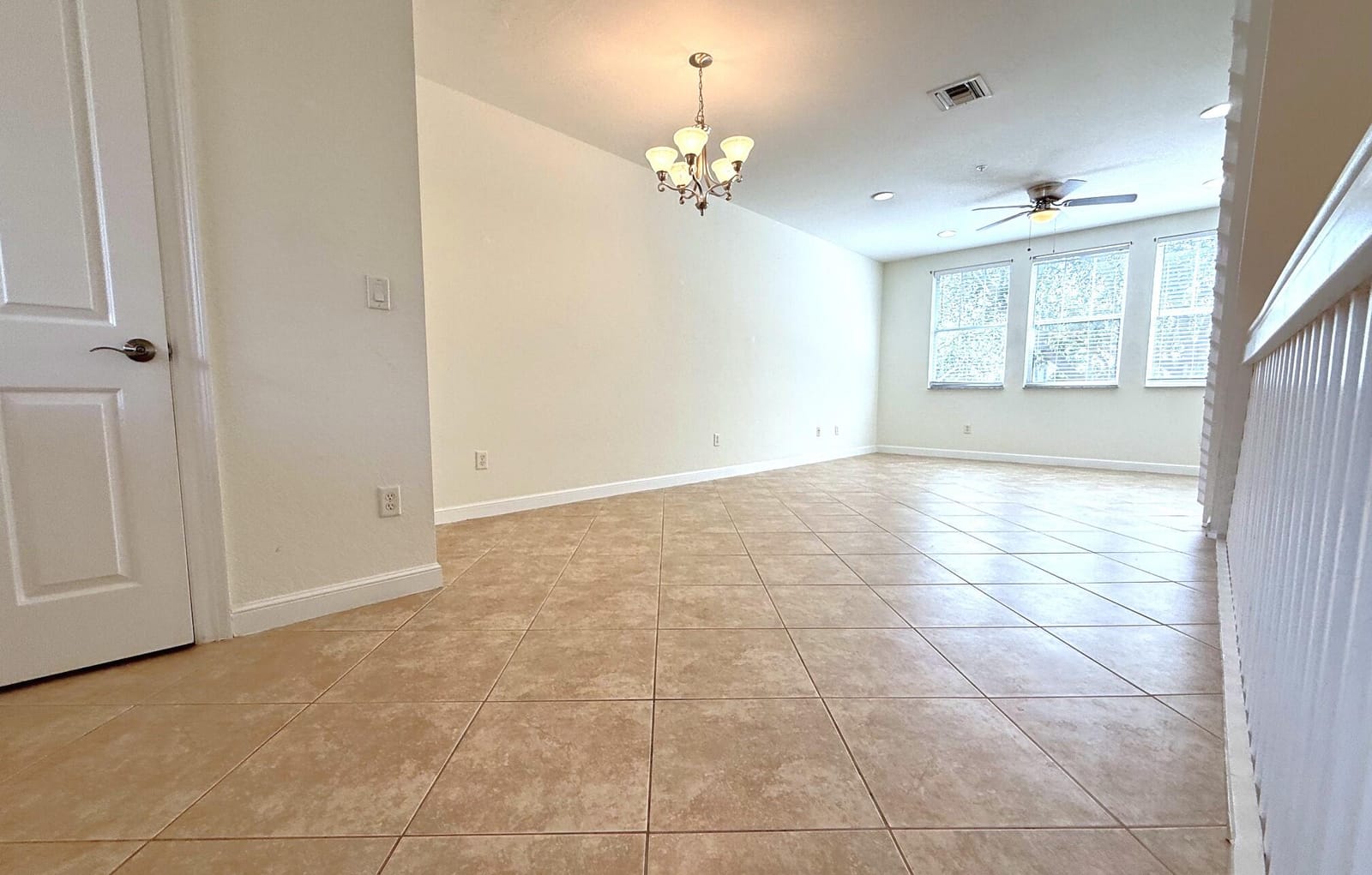 960 Millbrae Court 4 — photo 7