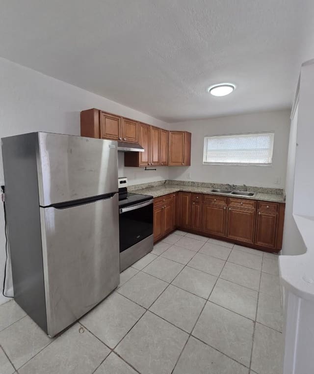 2127 NW 7th Street, Fort Lauderdale, FL 33311